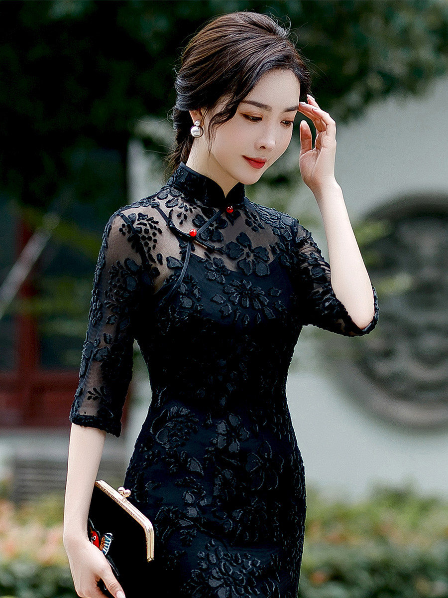 High-grade long three-quarter sleeves improved version flocking cheongsam self-cultivation women's black Chinese style old Shanghai daily mother's clothing