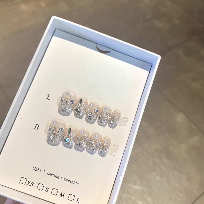 Haiyue Galaxy丨Xbay Store Same Style Spring and Summer High-End Nail Art, Dazzling Short Nails, Handmade Wearable Nails, Dazzling Sparkle