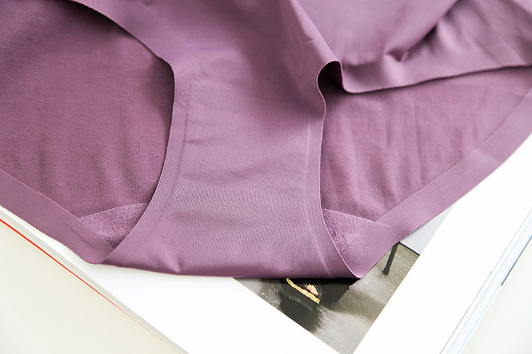 Slip jeunesse simple en soie Ice - Ref 642631 Image 31