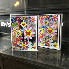 Поздравительная открытка 【现货】村上隆太阳花限定立体圣诞节贺卡可折叠带信封送朋友