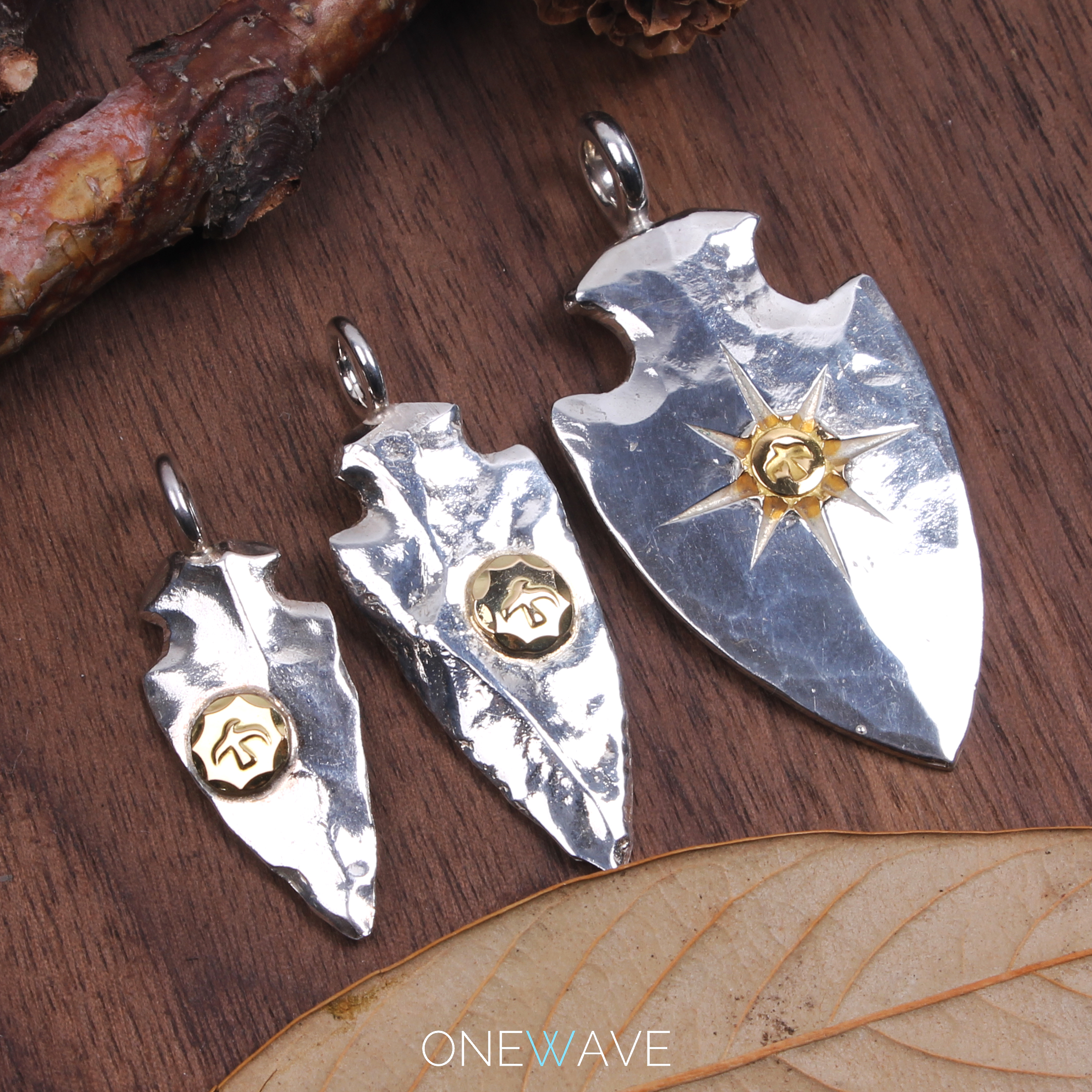 goros dot gold print finger S M L Takaqiao arrow shield necklace pendant