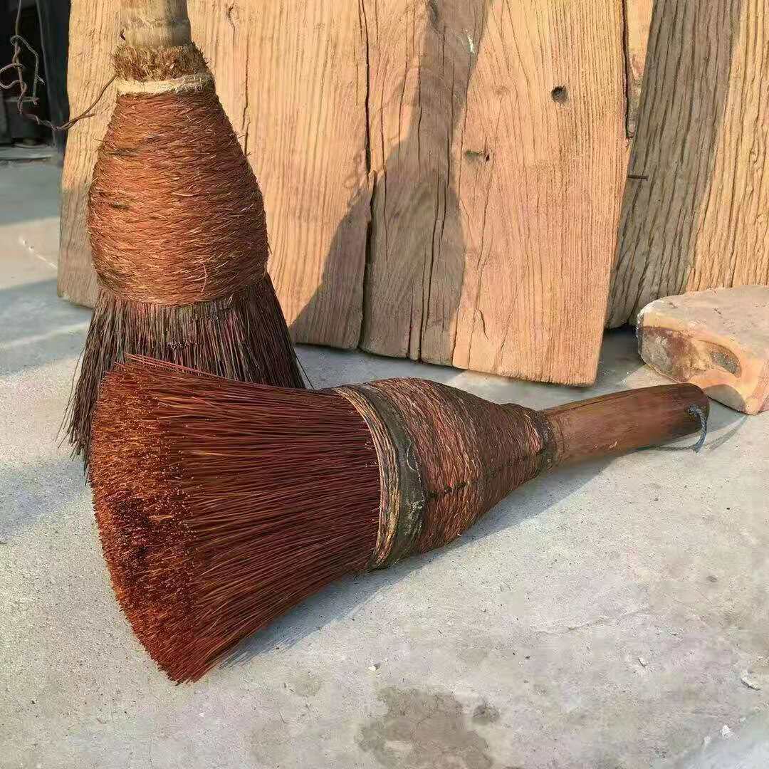 Special Price Folk Old Objects Old Loom Brush Nostalgia Old Brush Retro Decoration Collection Film and TV Props Pendulum