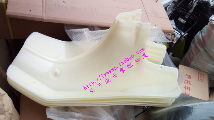 Locomotive Wind Shield Chongqing 80 CY80 Mountain leaves 80 Construction of 80 front wind shield original car