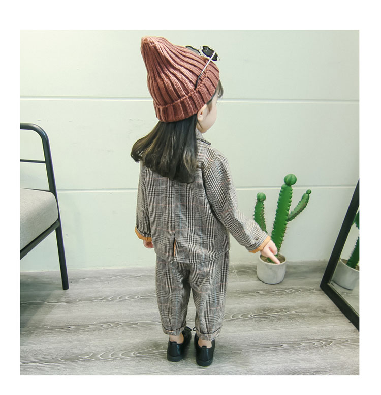 Cô gái mùa xuân phù hợp với bé gái 1-3 tuổi Thời trang trẻ em hipster sành điệu kẻ sọc nhỏ phù hợp với hai bộ thủy triều quần áo thể thao trẻ em