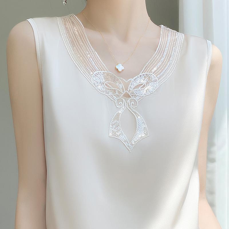 Spring and Summer New Style Silk V-Neck Camisole for Women, Silky Acetate Satin Slimming Inner Layer for Suits