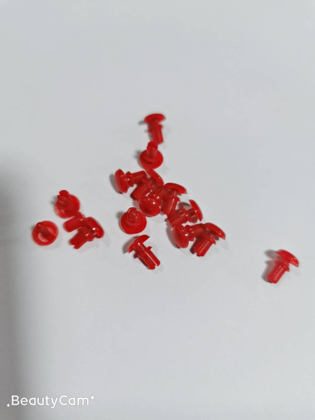 Nylon Rivet Plastic Rivet Plastic Rivet plate PC plate buckle R3045 red fan rivet puffy and riveted