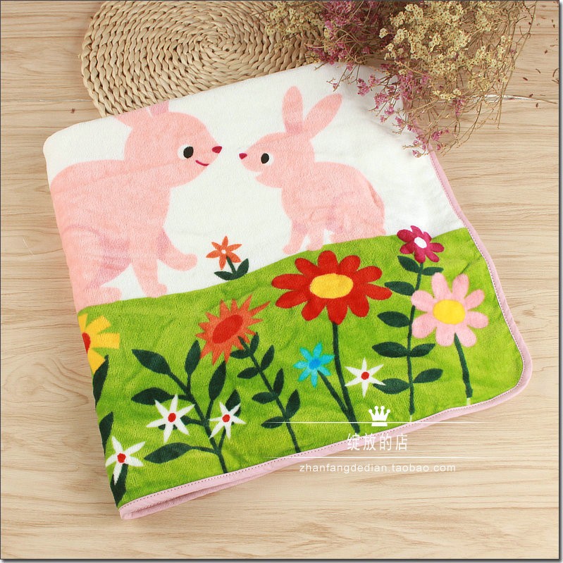 The shopkeeper recommends the original pure cotton cut velvet print pink rabbit edging cartoon children's bath towel in the foreign trade