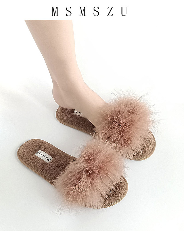 Girls' Furry Slippers with Ostrich Feathers, Cute and Versatile for All Seasons, 2023 Autumn and Winter New Fashion, Trendy and Plush