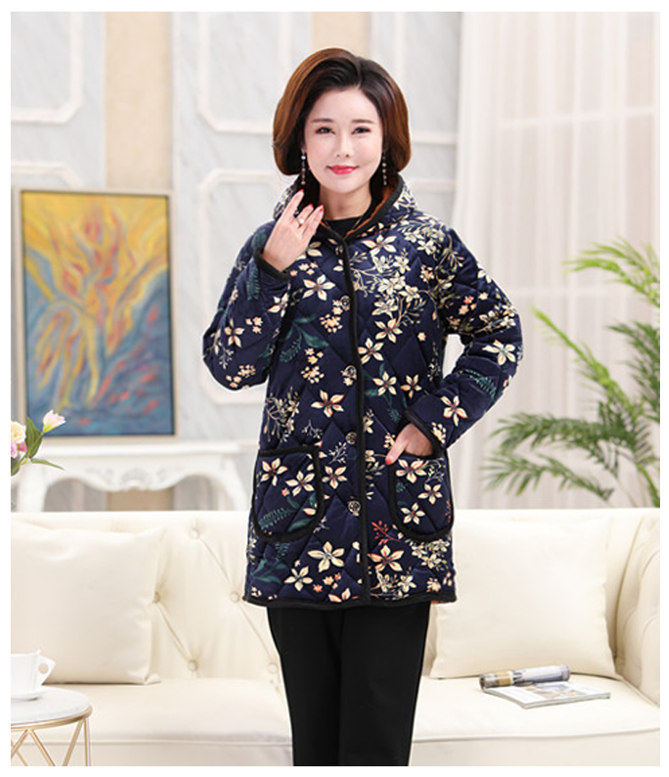Áo khoác mẹ xuống trong phần dài của áo khoác nhung vàng mùa đông trung niên nữ áo khoác cotton cỡ lớn trung niên cộng với nhung dày các kiểu có áo đồ bộ tuổi trung niên