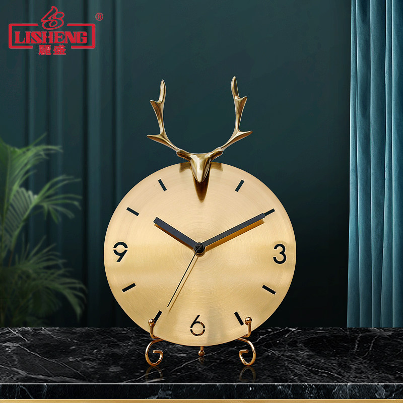 Li Sheng light luxury deer head metal table clock Silent living room desktop clock ornaments Table clock Desktop bedroom creative clock