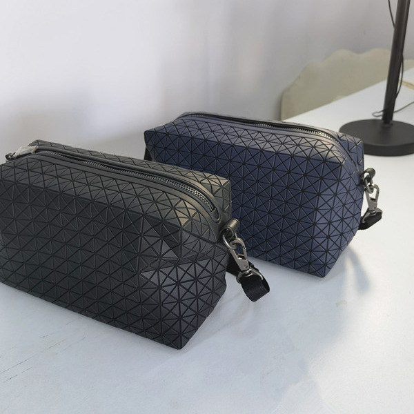 New Quilted Small Square Bag for Women and Men, Camera Bag, Crossbody Shoulder Bag, Saddle Bag, Casual Style Couple Bag, Commuter Bag
