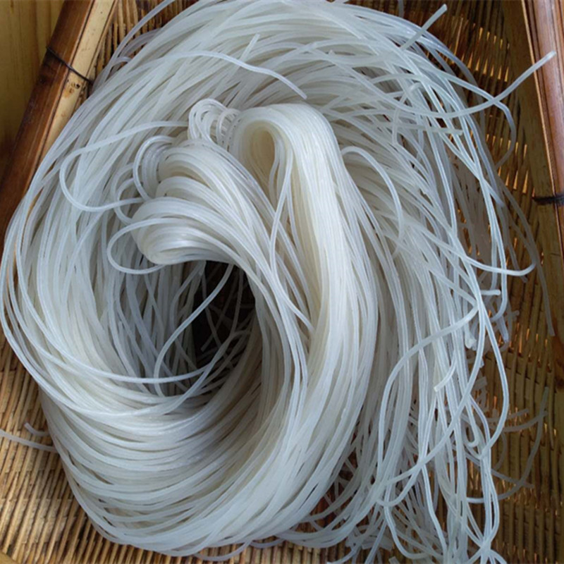 Yunnan specialty (500g vacuum packaging per bag) Qujing Luliang middle and thick semi-dried rice thread