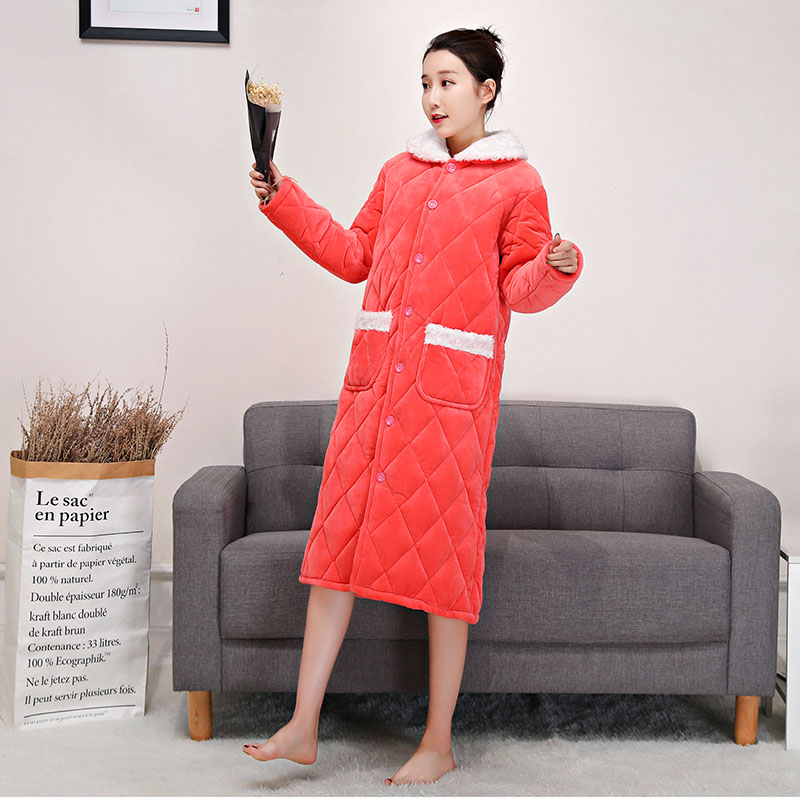 Mùa đông mới ba lớp độn bông Babe đồ ngủ nhung phụ nữ áo ngủ chần bông cộng với nhung nhung san hô cộng với bông tắm giảm béo quần áo ngủ nữ mùa hè