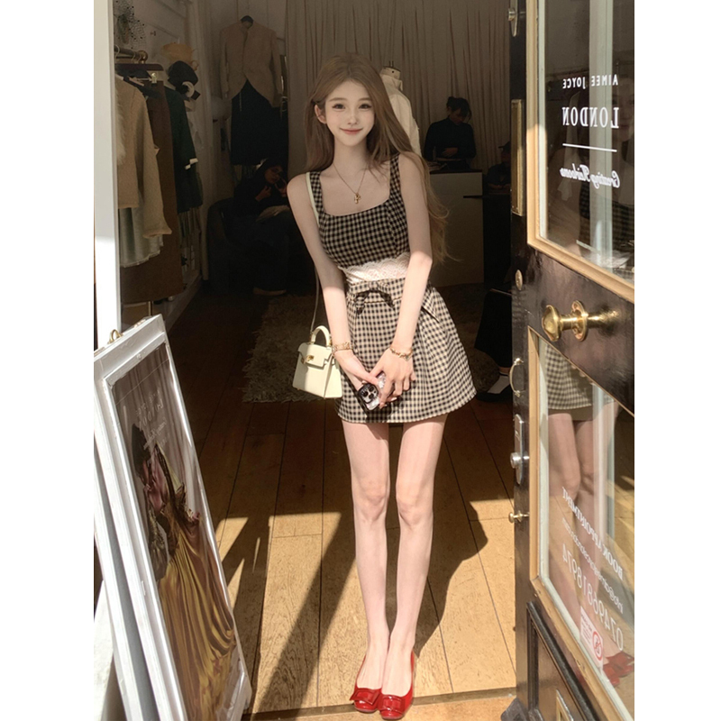 Vintage Style Plaid Dress for Women, Summer Miu-Style Lace Patchwork Design, Waist-Cinching Sleeveless Mini Dress