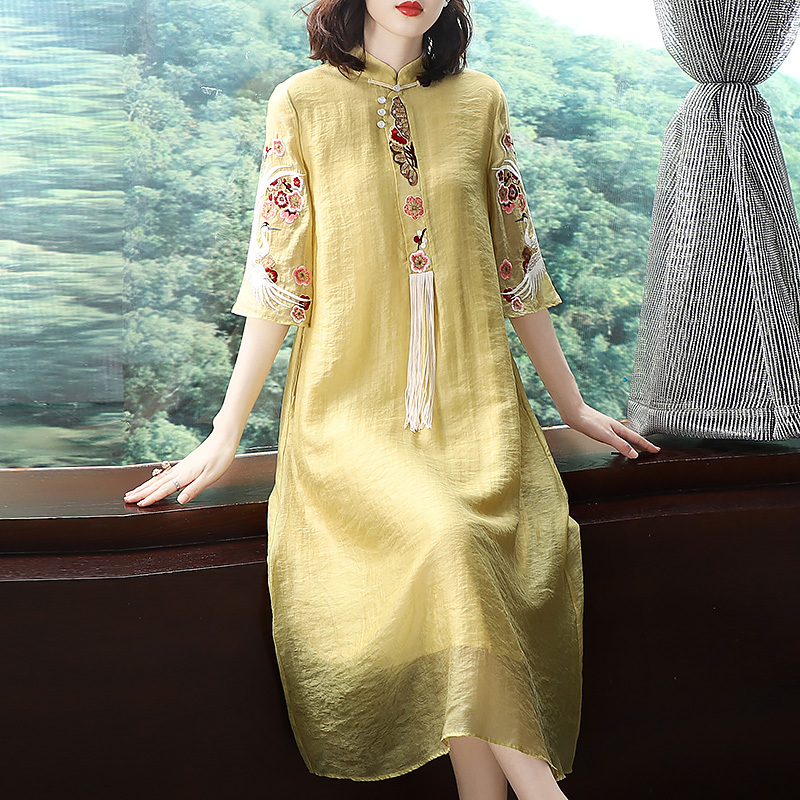 Chinese style Tang suit Zen suit women 2021 summer new embroidery loose long retro improved cheongsam dress