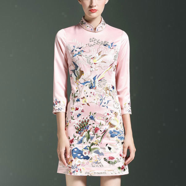 China Feng 2021 new female dress retro short sleeve embroidery modified autumn flaggown dress middle - long version