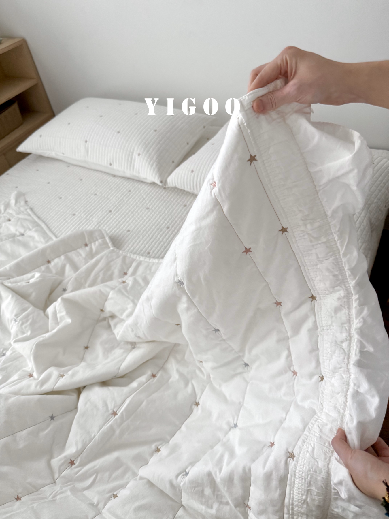 Корейский комплект постельного белья с вышивкой звездочек из хлопка три предмета с утолщенной простыней и всесезонным одеялом