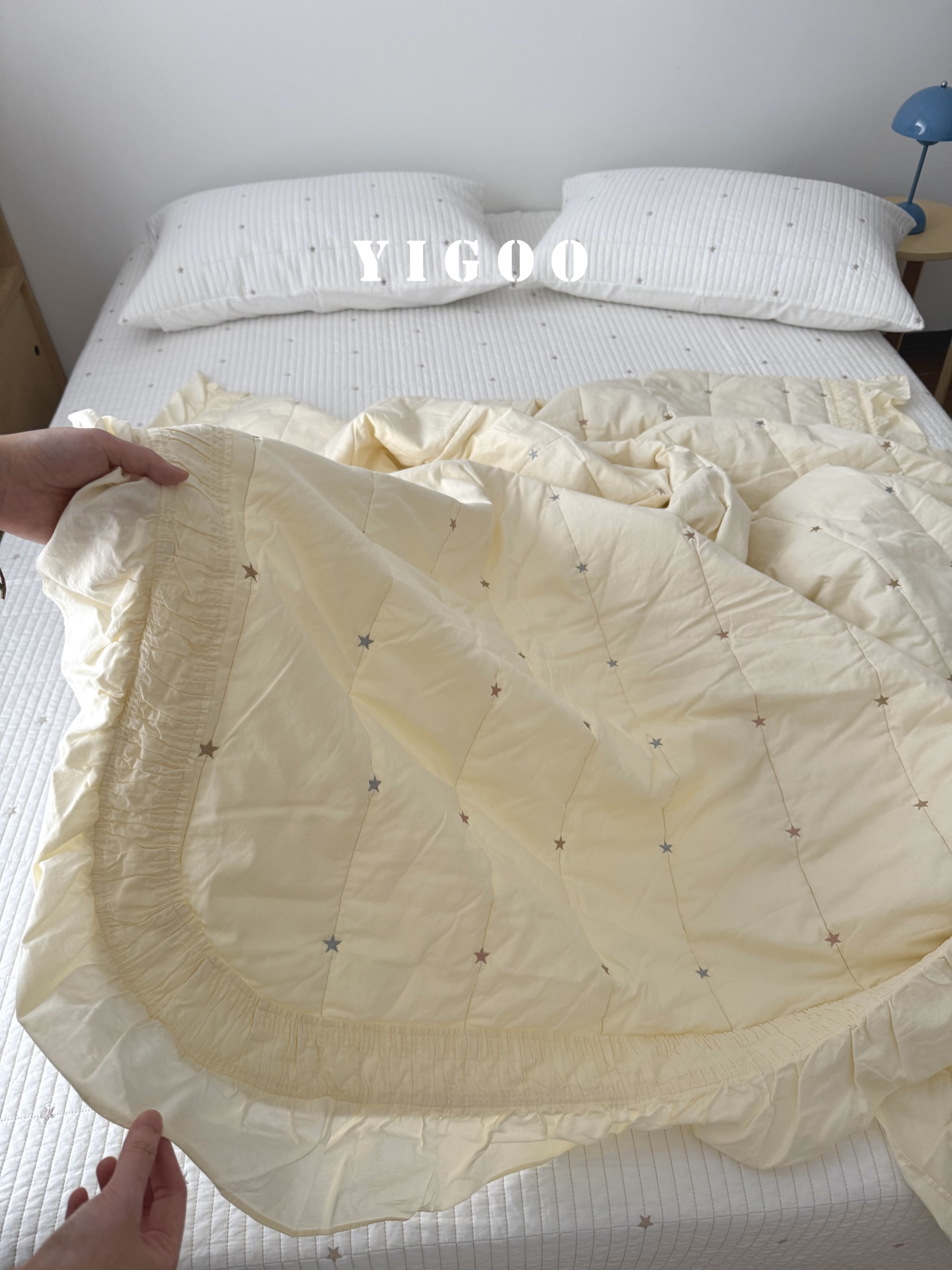 Корейский комплект постельного белья с вышивкой звездочек из хлопка три предмета с утолщенной простыней и всесезонным одеялом