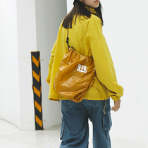 Yinshu inso no-shape original street art shoulder bag large capacity Joker Harajuku soft fabric shoulder bag