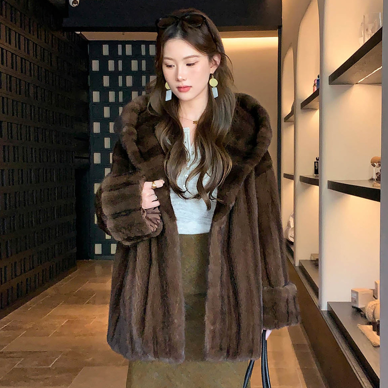 Imported Purple Label Full-Length Shearling Cape with Hood, Mink Fur Coat for Women, Goose Down, Pumpkin-Colored Rolled Sleeves Imported Purple Label Full-Length Shearling Cape with Hood, Mink Fur Coat for Women, Goose Down, Pumpkin-Colored Rolled Sleeves