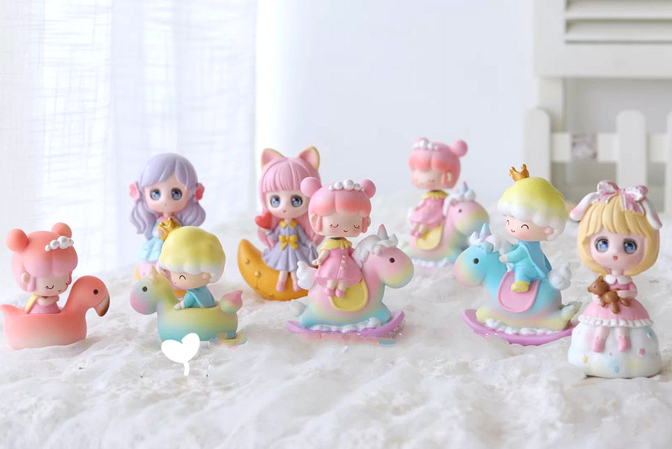 Cartoon Rainbow Mounted Head Ride Unicorn Doll Birthday Cake Decorated with Yellow Handy Little Prince