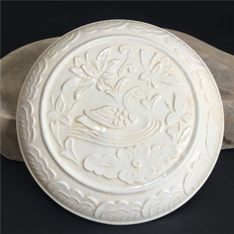 中国　倣定窯　白釉印泥盒　香合　蓋物　則巳扁識箱　C　R9130 中国 倣定窯 白釉印泥盒 香合 蓋物 則巳扁識箱 C R9130 - メルカリ