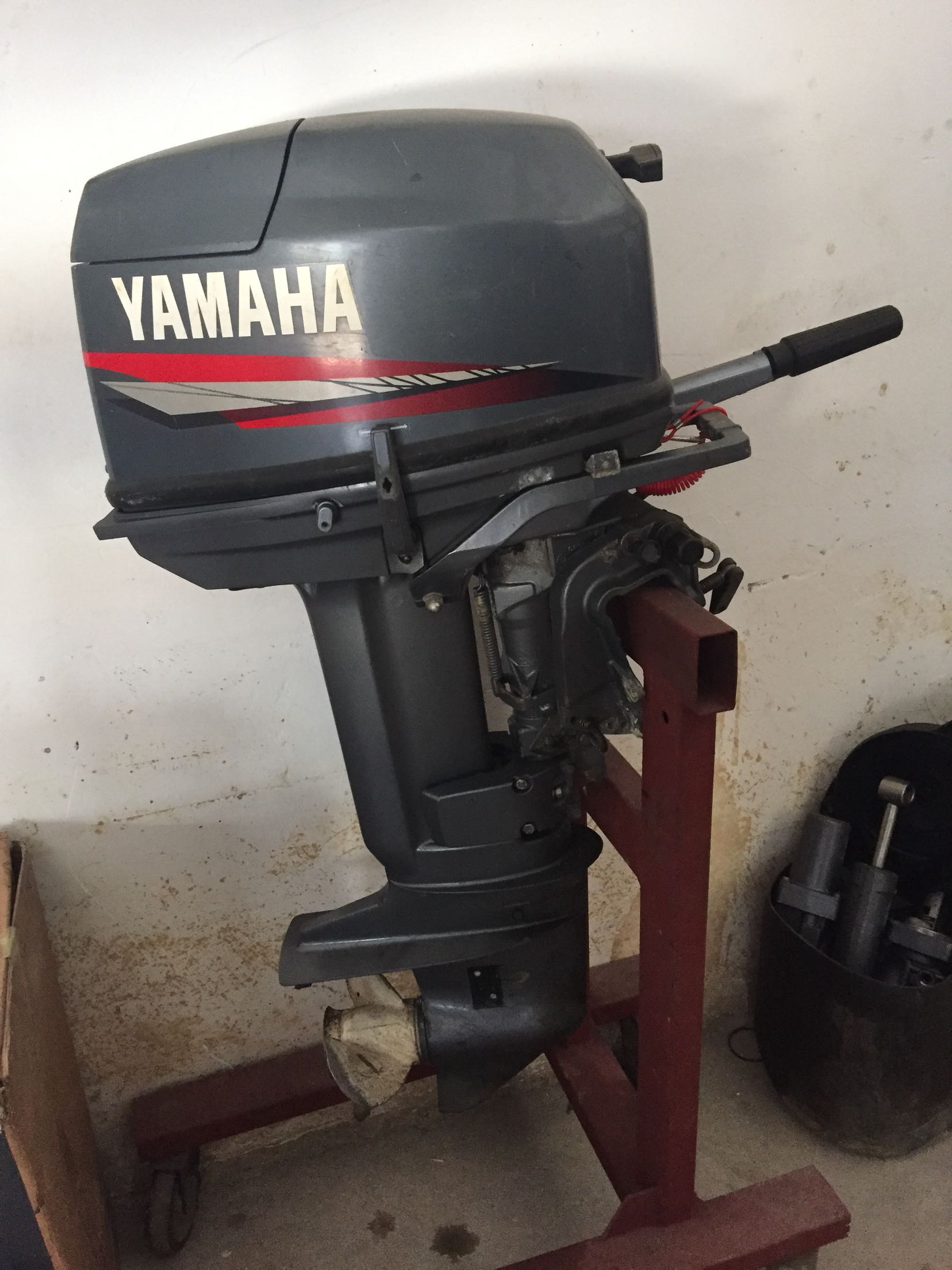 Mountain leaf YAMAHA boat outside machine 2 stroke 30 horsepower short sleeves 15 inch engine 30HP