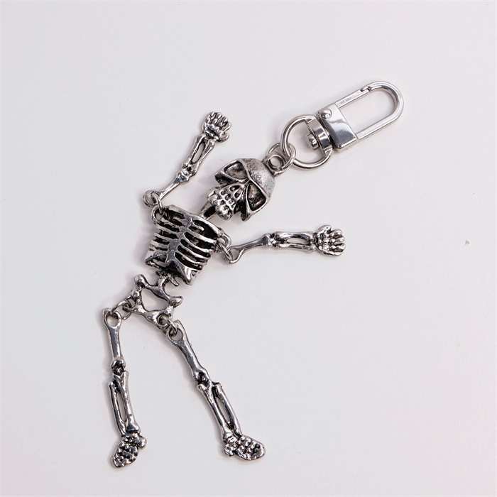 Metal Skull Keychain Pendant for Students' Backpacks, Car Keychains, and AirPods Cases