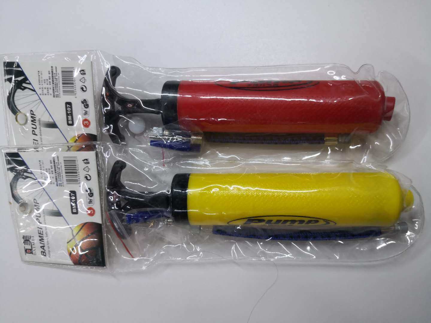 Portable mini inflatable pump basketball football volleyball pump with inflatable ball small air pump color random