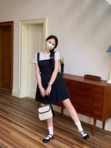 (WGWE) Fan Xi transfer student Korean girl cool short-sleeved waist-cinching short suspender dress two-piece suit