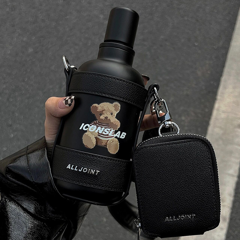 Insulation cup trending out of the street single product adult water cup high-value net red popular ladies gift leather case travel messenger