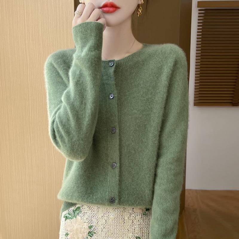 First-Line Ready-To-Wear 100% Pure Wool Knitted Cardigan for Women, Loose and Slimming, 2025 New Spring and Autumn Green Sweater Jacket