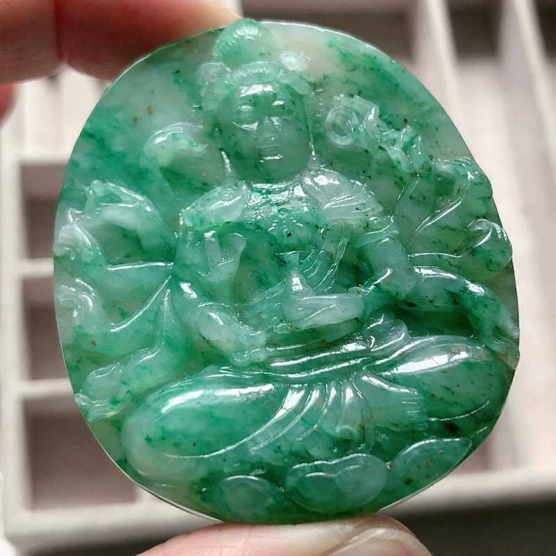 Dushan jade day blue master craftsman thousand-hand Guanyin natural jade Nanyang jadeite Buddha pendant pendant jade pendant