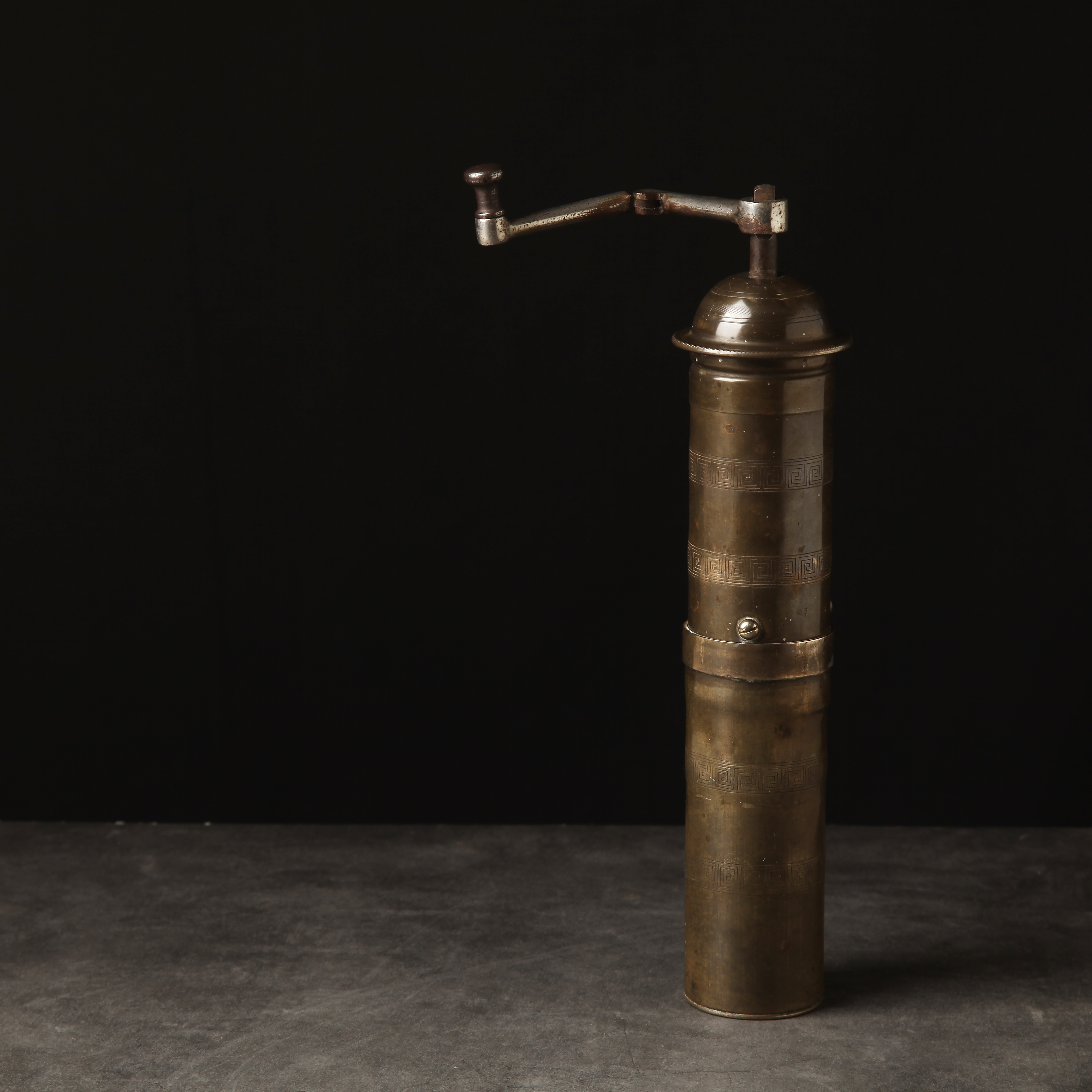 German 20s antique coffee mill vintage European veterans rock coffee mill retro collection