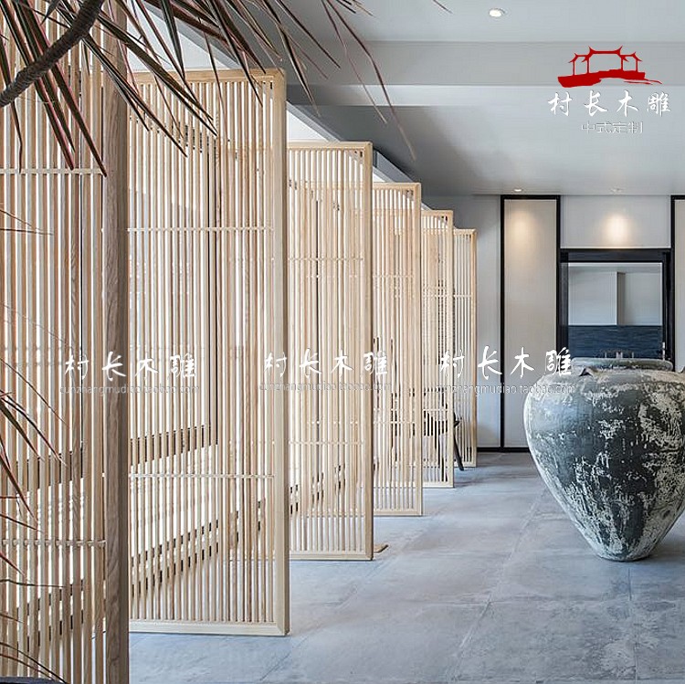 Wood carved flower lattice partition Xuanguan shielded decorative seat screen Chinese imitation ancient hollowed-out solid wood folding mobile grille screen