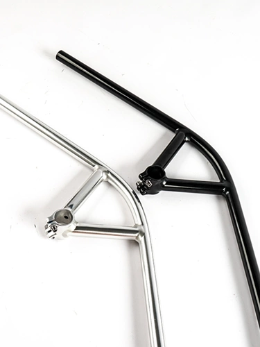 Велосипед, металлический руль с коробкой передач