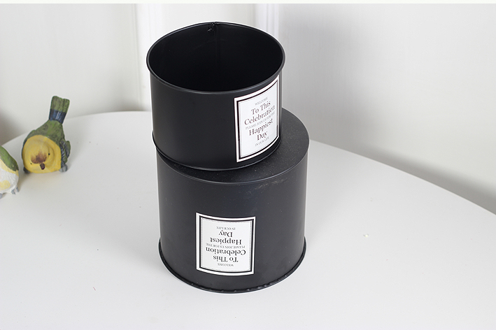 Đen tin xô nhân tạo hoa chậu hoa giỏ hoa INS Bắc Âu gió sắt phụ kiện - Vase / Bồn hoa & Kệ chậu cây để bàn