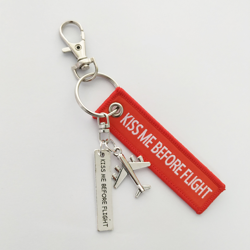 Mini Airplane Aviation Keychain for Aviation Enthusiasts, Flight Suitcase Bag Car Pendant Gift for Friends