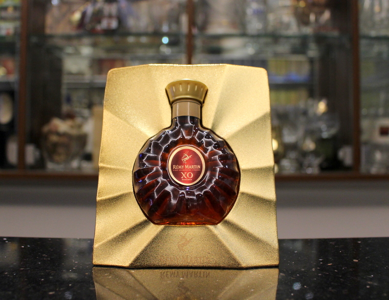 Foreign wine version collection REMY MARTIN human head horse XO ganyi brandy 50ml with shelf