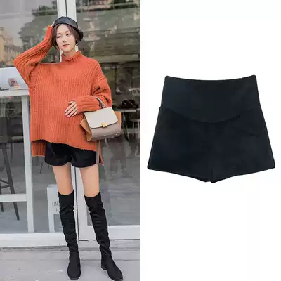 Pregnant women's shorts are worn outside in autumn and winter, wide legs, loose a-line, large size, winter fur, autumn shorts, women's belly, tide mom, Korea