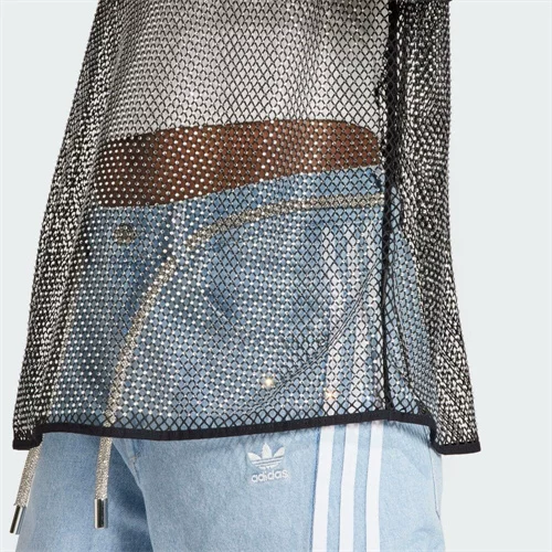 Купленная в Японии футболка с коротким рукавом iW6205 штатив adidas adilenium Y2K Millennium без рукавов