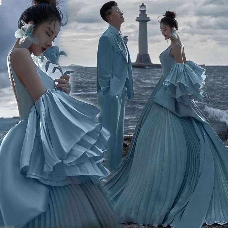 Photo studio theme clothing Travel photography Mori beautiful seaside couple backless satin simple photo wedding blue dress