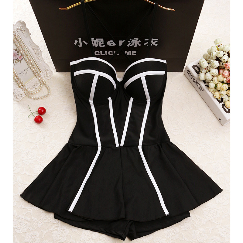 New sexy one-piece dress style flat corner swimsuit woman High sense pure desire for wind and slim spa conservative swimwear
