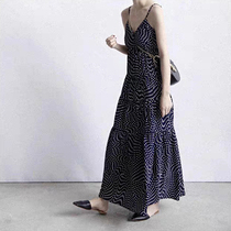 Maternity dress Summer temperament sexy suspender dress Summer Chiffon dress Long over-the-knee hip mom dress Summer dress