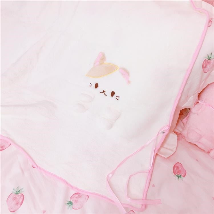 Ins gió trắng thỏ flannel san hô nhung điều hòa chăn ngủ trưa dễ thương phim hoạt hình nhỏ chăn - Ném / Chăn chăn cừu chữ vạn