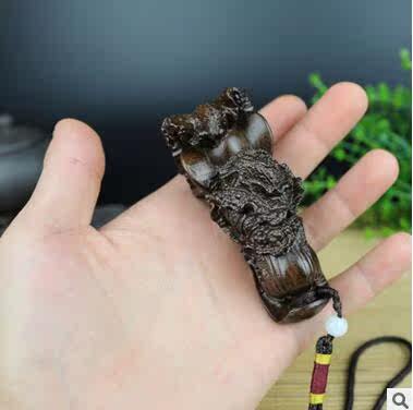 Aloes wood carving handicraft wood wealth big industry big hand play piece sandalwood fine carving 100 wealth cabbage small ornaments