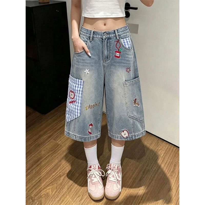 Apple Plaid Embroidered Cropped Denim Pants for Women, New Summer Style, Casual Wide-Leg Straight Cargo Cropped Pants, Trendy Mid-Length Pants Apple Plaid Embroidered Cropped Denim Pants for Women, New Summer Style, Casual Wide-Leg Straight Cargo Cropped Pants, Trendy Mid-Length Pants