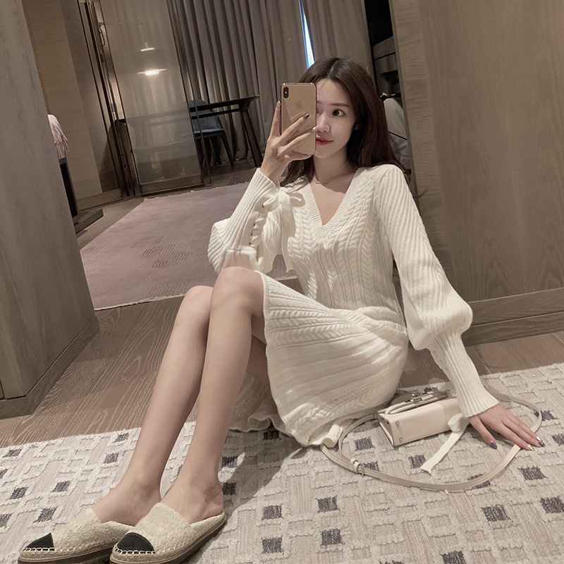 Fit coat dress Dress Temperament inside lap sweaters Skirt Small Subknit Underskirt White Dress White Dress Lady Autumn Winter Short