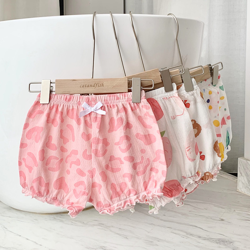 Female Baby Pure Cotton Shorts Child Foreign Pie Summer Outside Wearing Children's Slim Light Cage Pants 2022 New