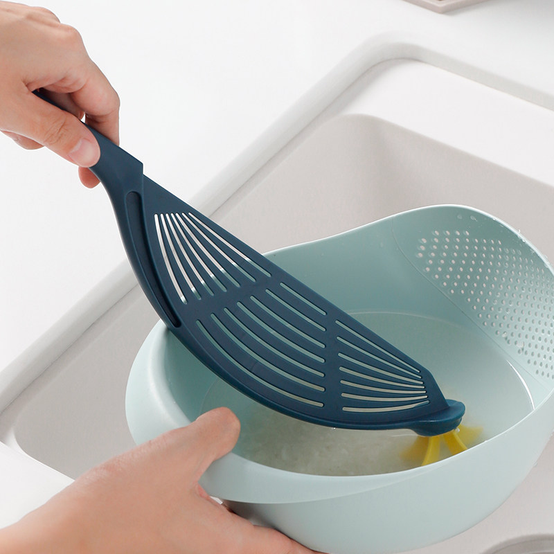 Household rice-cleaning artifact kitchen rice-washing sieve multi-functional rice-washing spoon does not hurt hands, draining water, brushing rice-washing stick, stirring brush